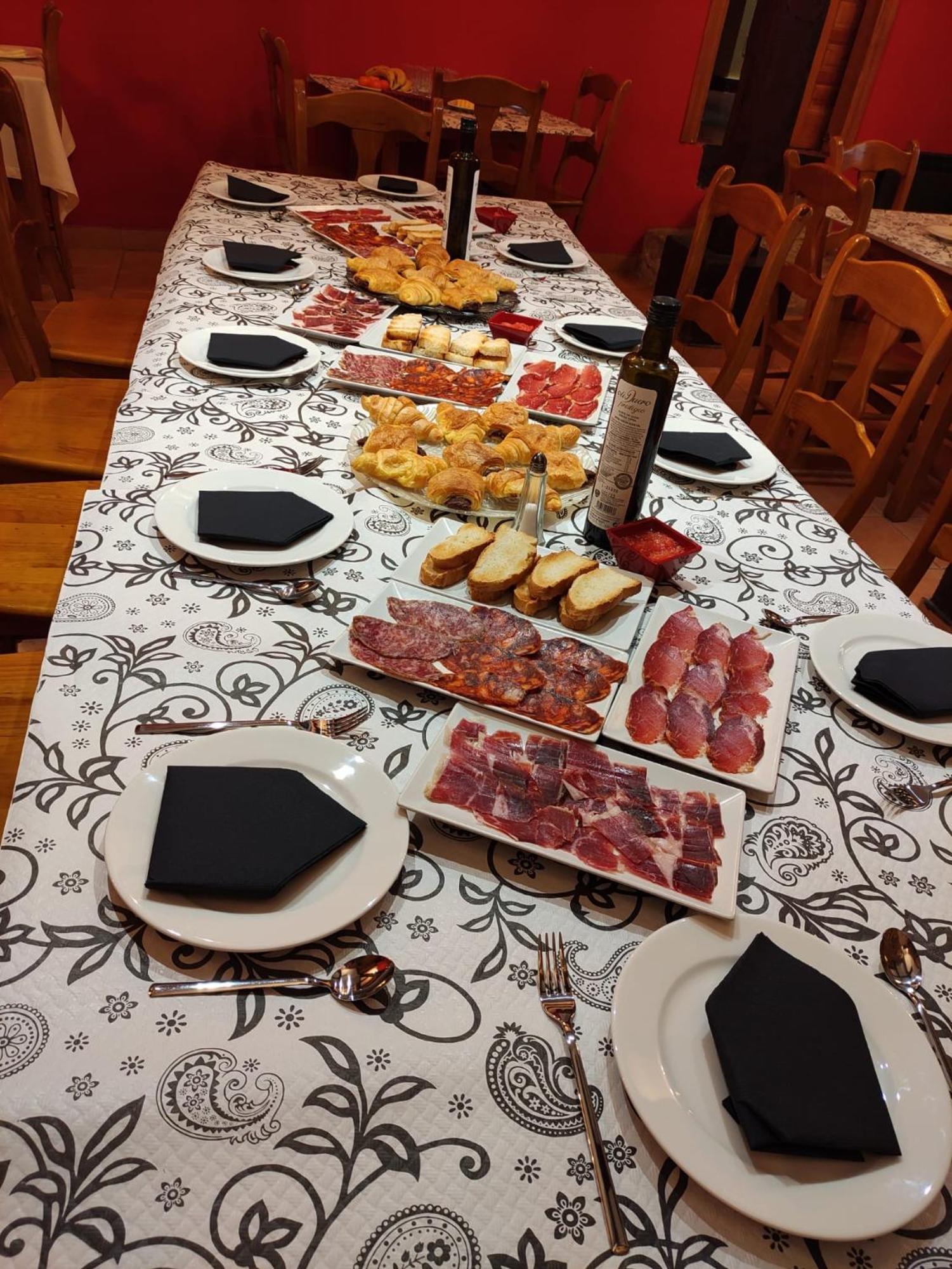 Hotel Restaurante Agapio De Tresnino Quintanilla de Onésimo Εξωτερικό φωτογραφία